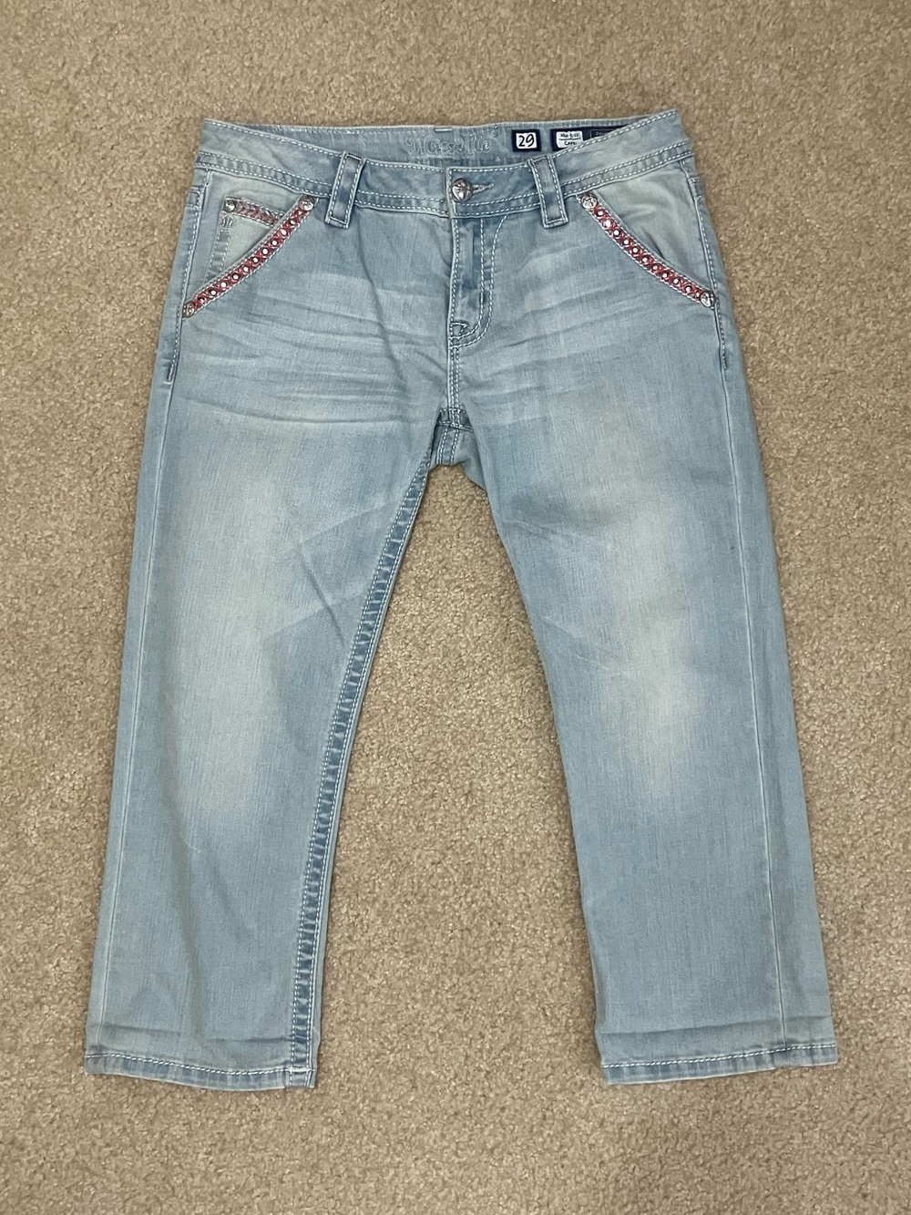 Miss Me Light Blue Cropped Jeans with Red Embroidered Pocket Trim